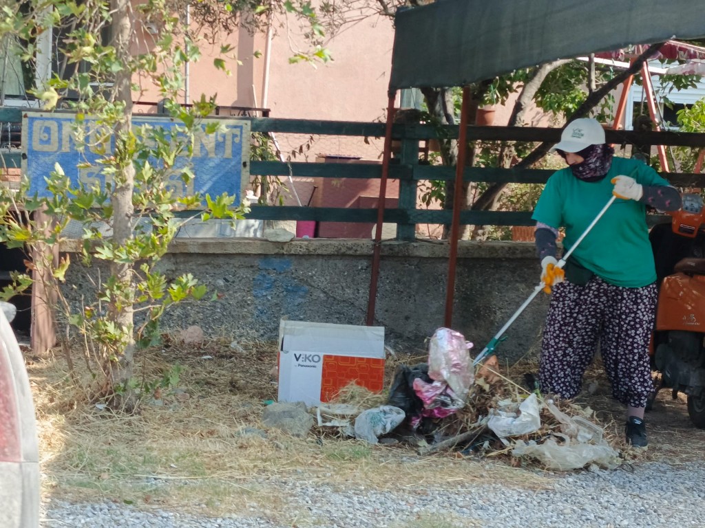 AYVALIK’TA YEŞİL ALANLAR 7/24 KORUMA ALTINDA