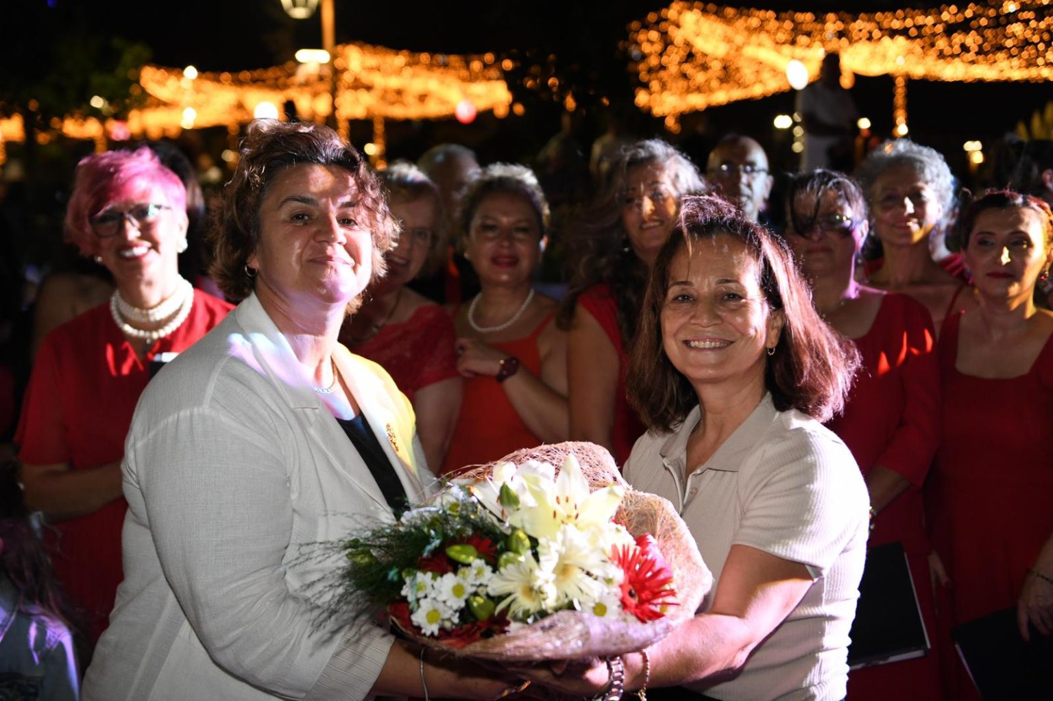 ALTIEYLÜL’DE 80’LER VE 90’LAR RÜZGARI ESTİ