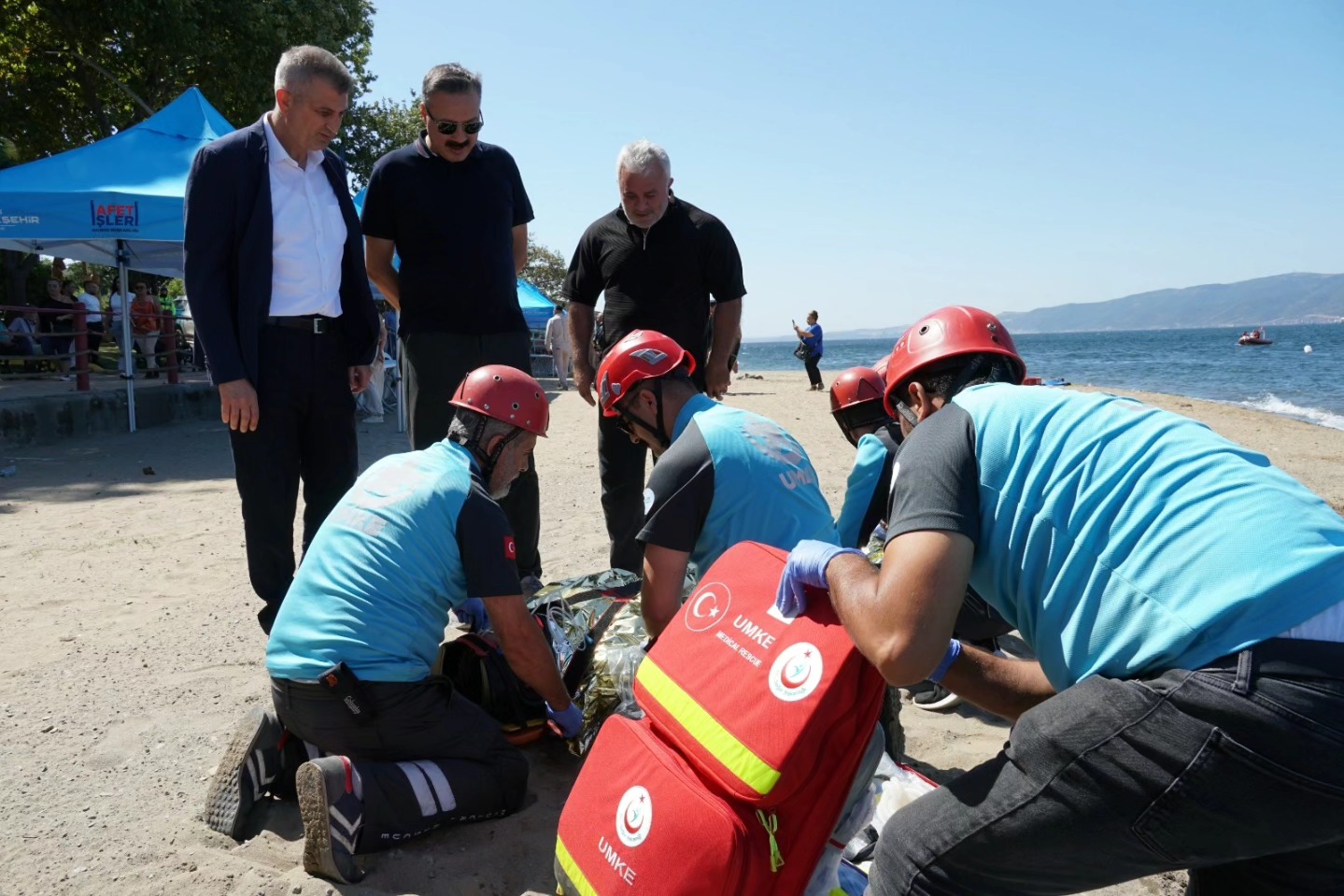Gölcük’te 17 Ağustos Depremi Anısına Gerçeğini Aratmayan Tatbikat
