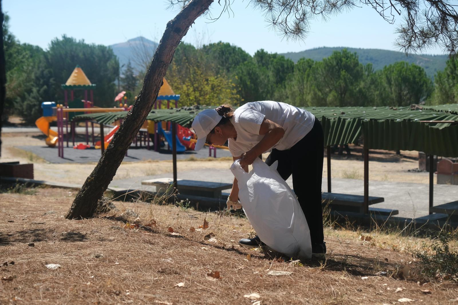 ALTIEYLÜL KENT KONSEYİNDEN ANLAMLI ETKİNLİK “GELECEK NESİLLER İÇİN DOĞAYA SAHİP ÇIK”