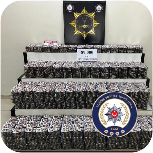 Burhaniye’de Uyuşturucu Operasyonu: 89 Bin Adet Sentetik Ecza Ele Geçirildi