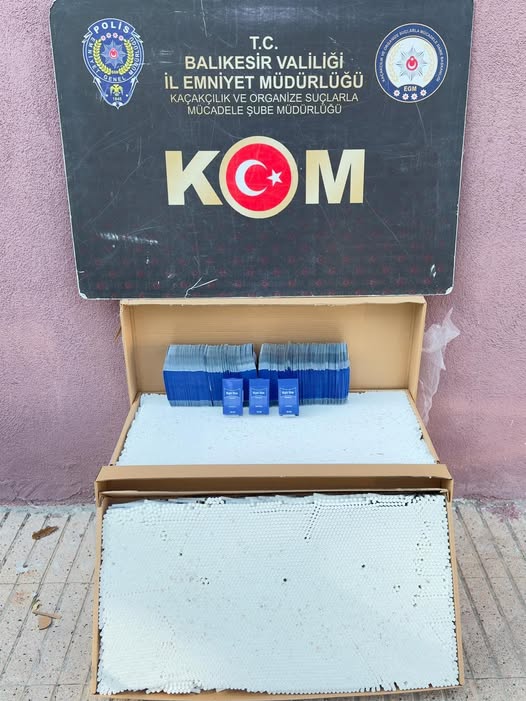 Bigadiç’te Kaçak Sigara Operasyonu: 25 Bin Makaron Ele Geçirildi