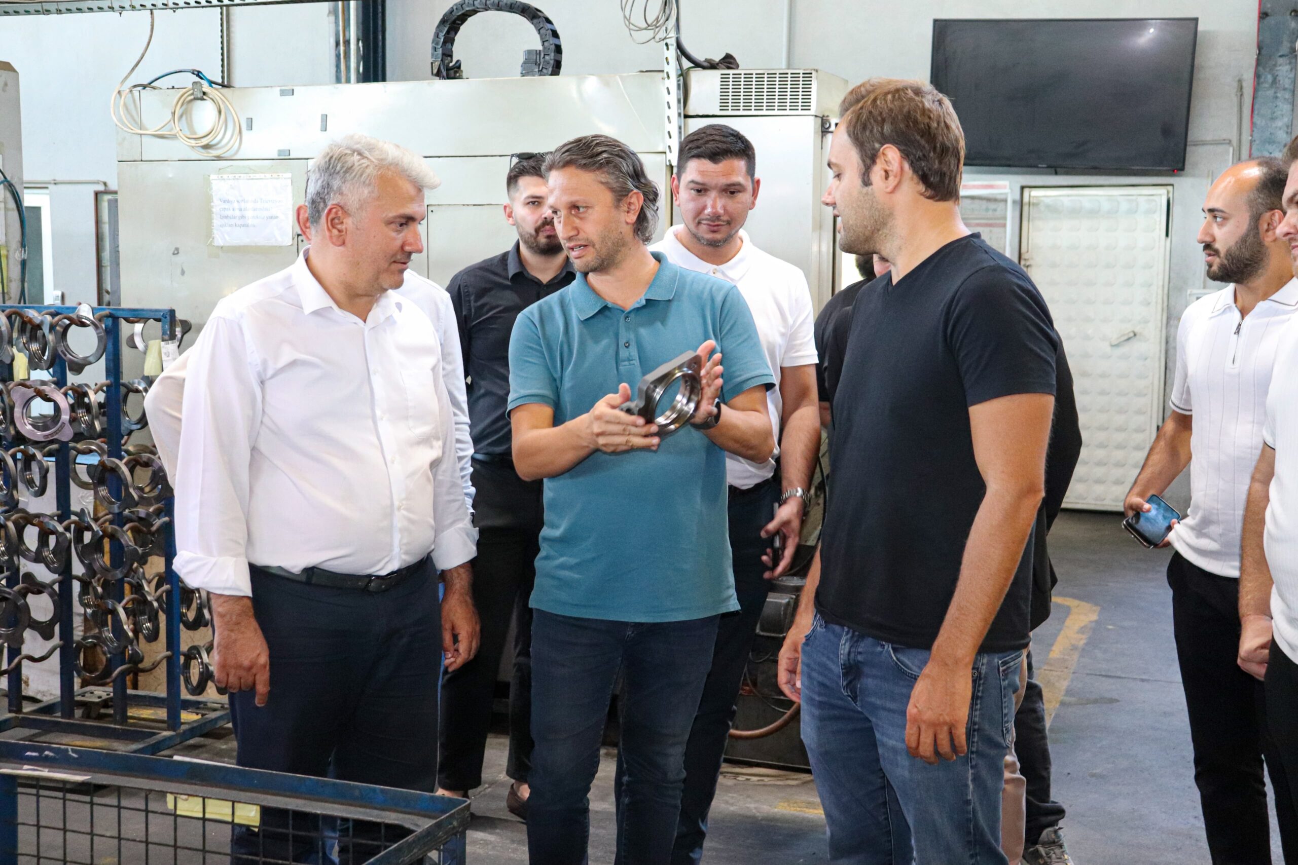 Canbey’den OSB’de Sanayi Ziyaretleri: “Balıkesir Yatırımın Yeni Adresi”