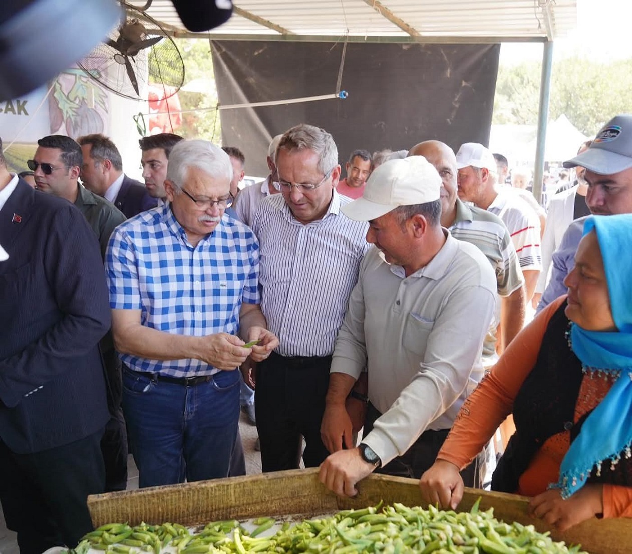 Başkan Ergin, Bamya Alımı Töreninde Üreticilerle Buluştu