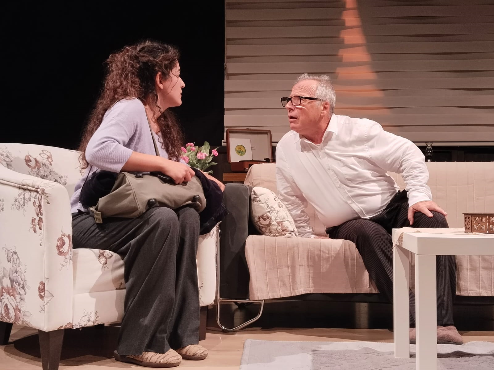 Ayvalık Belediye Tiyatrosu’ndan Eğitime Destek İçin Anlamlı Gösteri