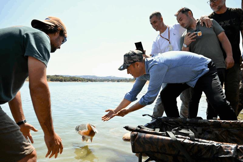 Akın’dan Amatör Balıkçılara Müjde: Karaçepiş Göleti, Özel Avlak Sahası Oluyor