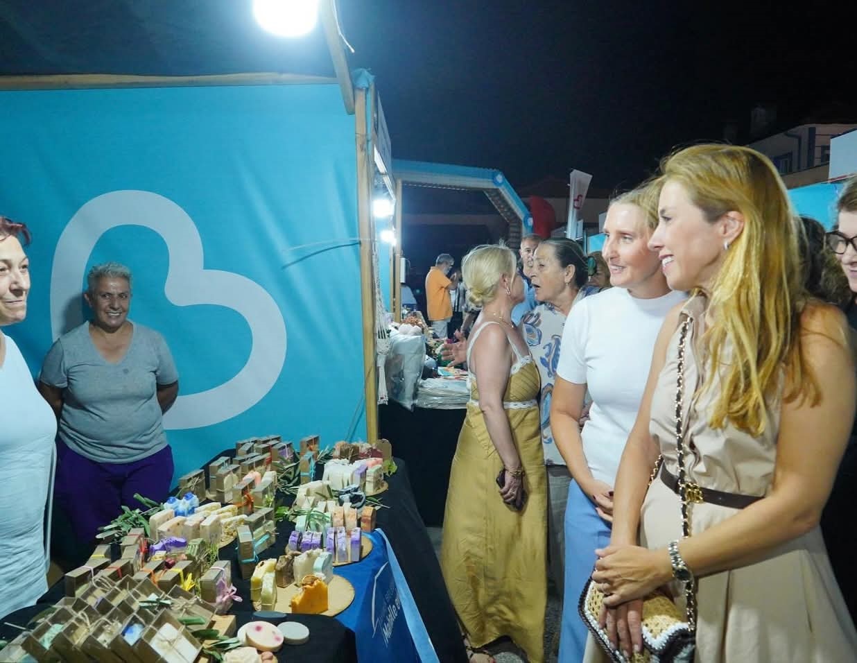 Ayvalık’ta Kadın Emeğine Değer: Kadın Emeği Çarşısı Kapılarını Açtı