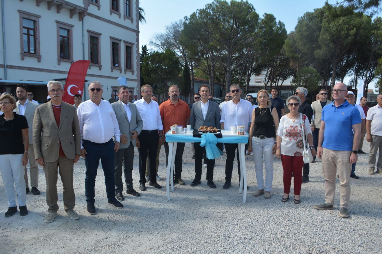 AYVALIK-MİDİLLİ ARASINDA BADO SEFERLERİ BAŞKAN AKIN’IN KATILIMIYLA START ALDI