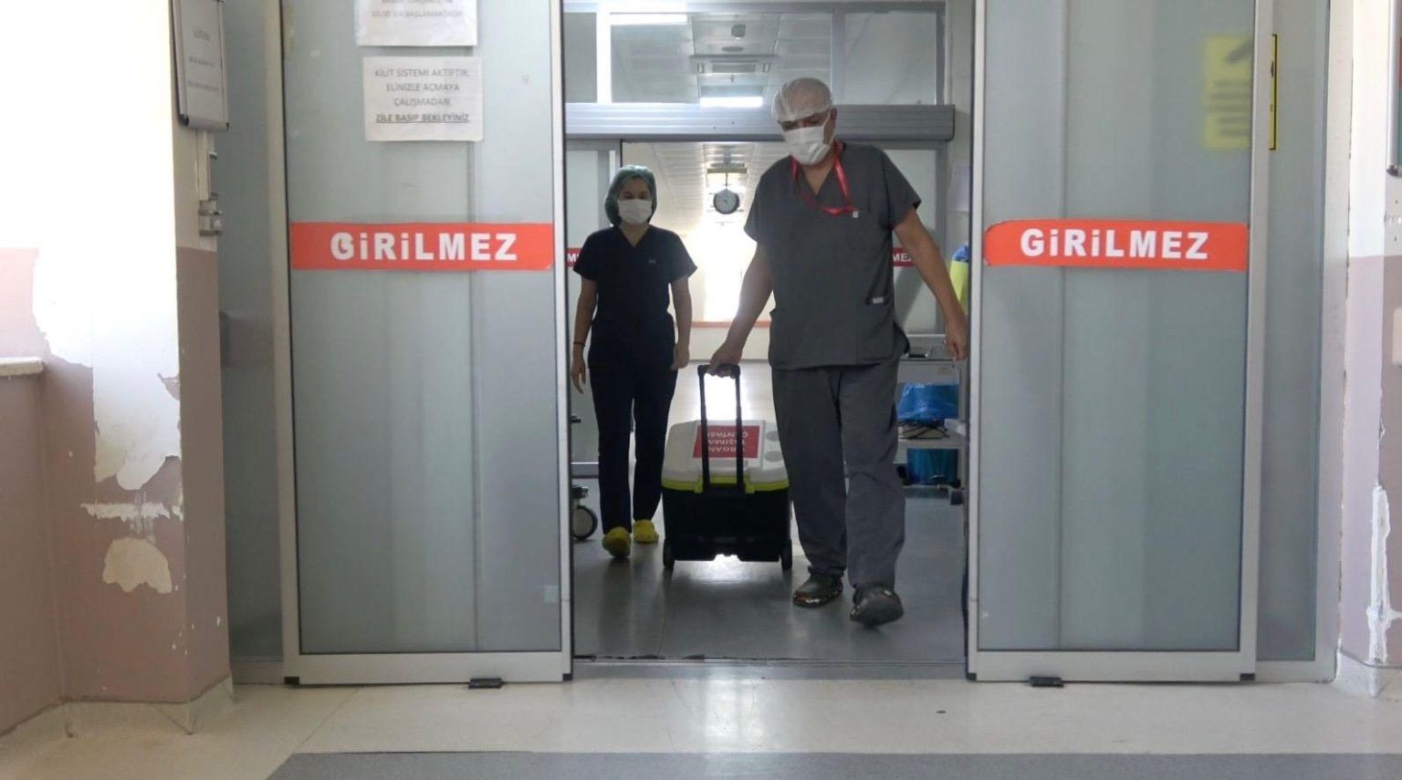 AYVALIK’TA HAYATINI KAYBEDEN ŞÜKRAN ÇINAR’IN ORGANLARI 5 HASTAYA UMUT OLDU