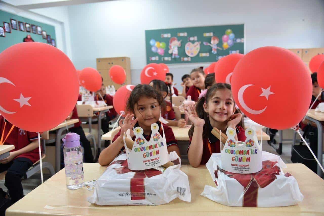 Balıkesir’de 2025-2026 Eğitim Yılı “Yeşil Vatan” Temasıyla Başladı