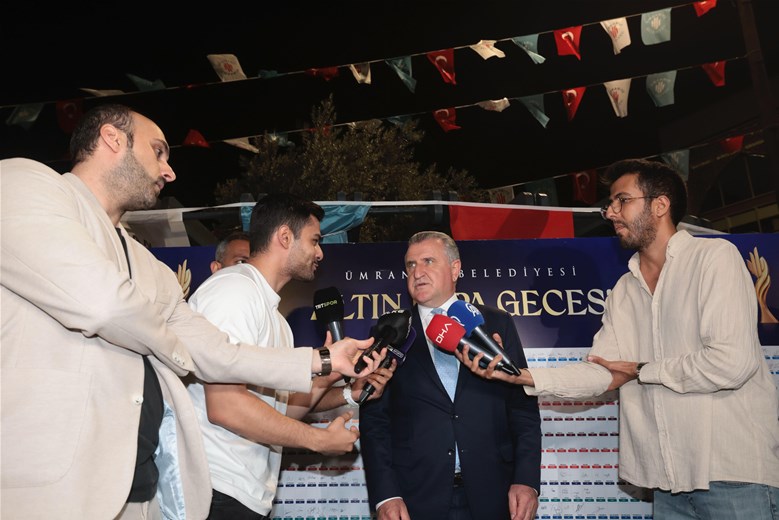 Bakan Bak: “Türk Sporu İçin Kritik Bir Hafta, Milli Takımlarımıza Güveniyoruz”