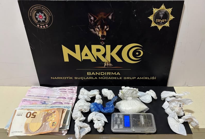 Bandırma’da Zehir Tacirlerine Geçit Yok: 123 Gram Metamfetamin Ele Geçirildi, 2 Tutuklama