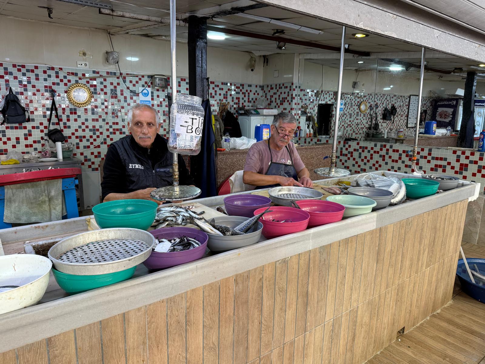 Bandırma Balık Hali’nde Bolluk Hem Esnafı Hem Vatandaşı Sevindirdi