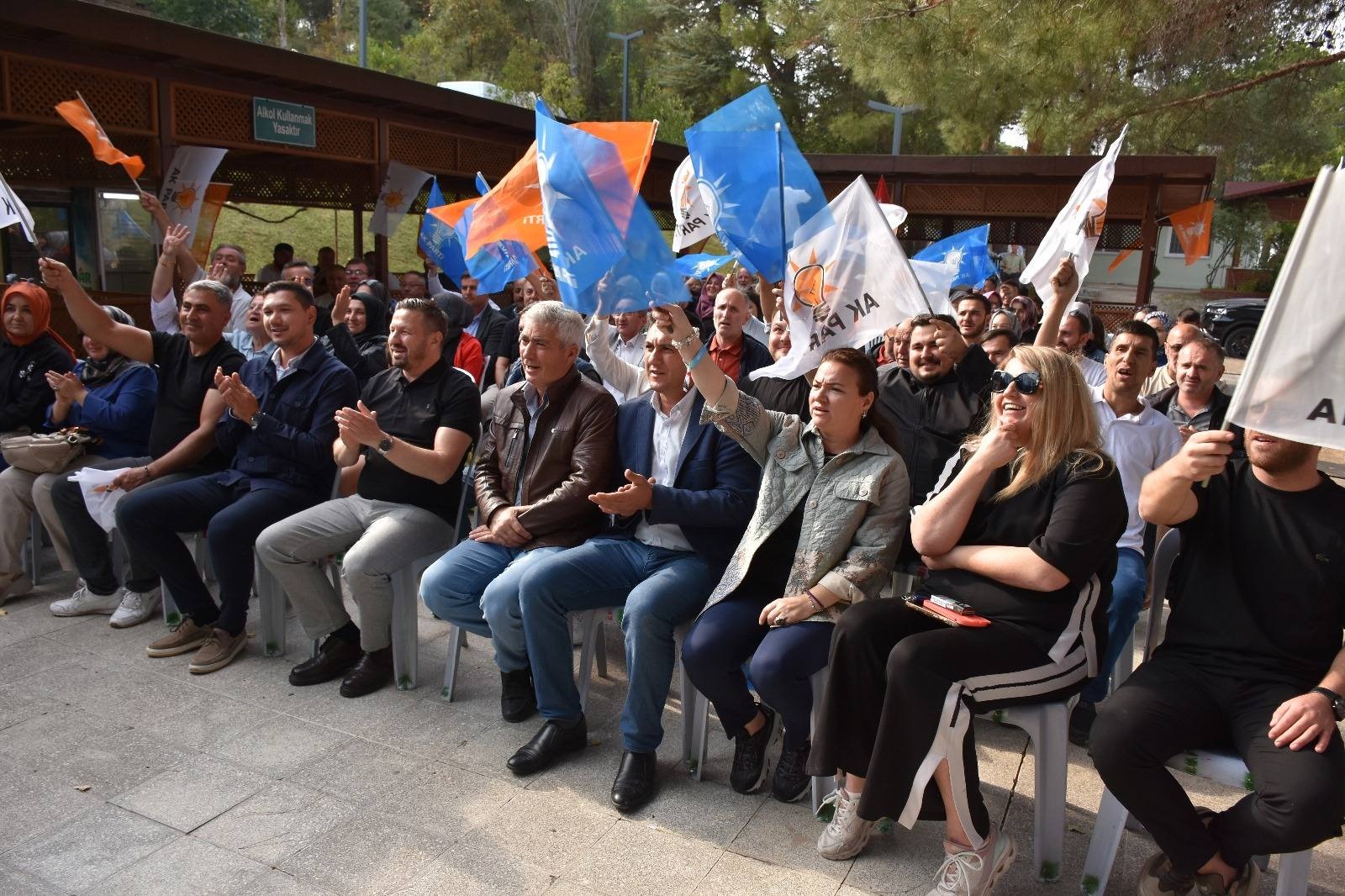 AK Parti Altıeylül’den Yaza Veda Pikniği