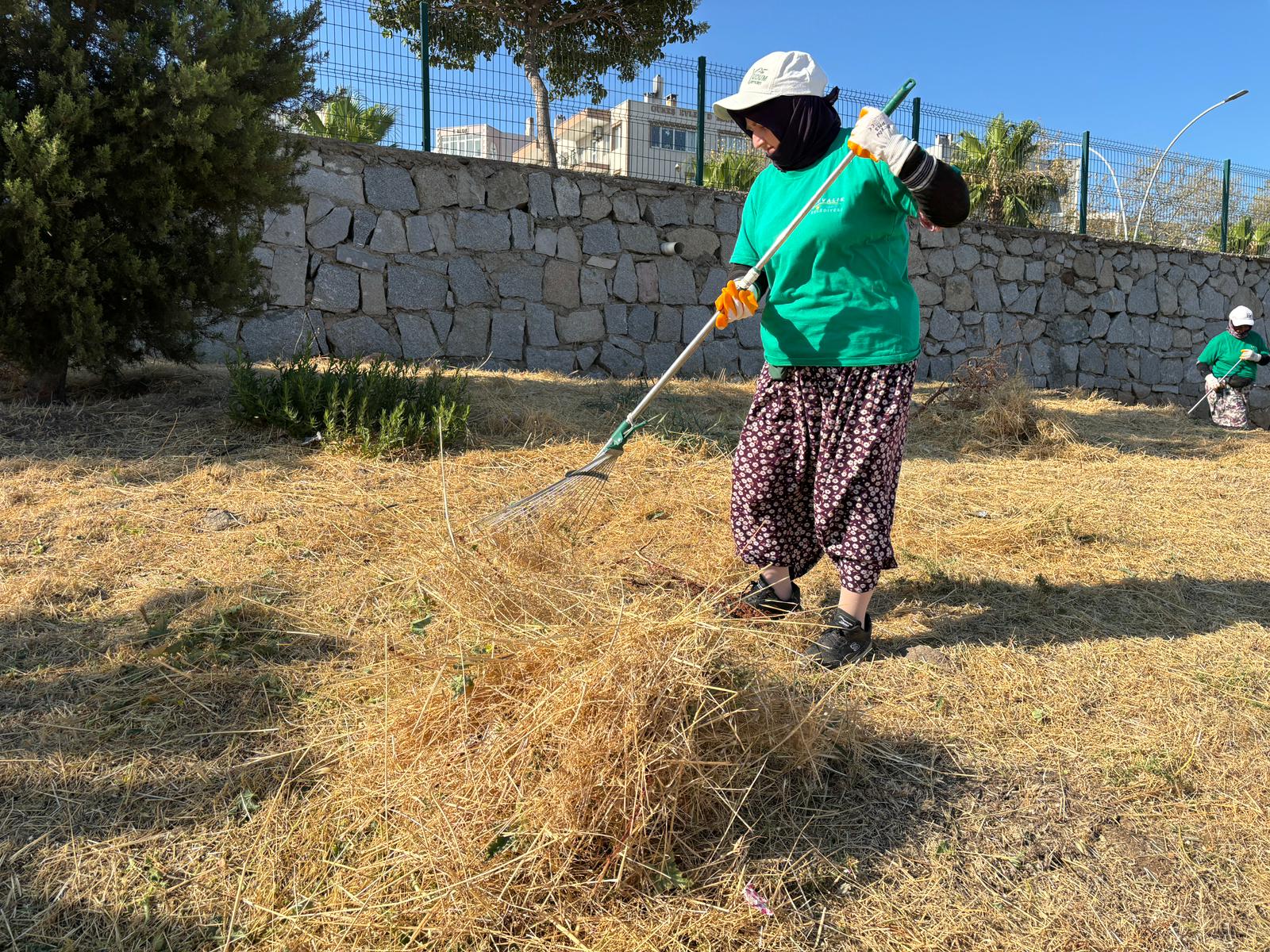 Ayvalık’ta Okullarda Temizlik Seferberliği Başladı