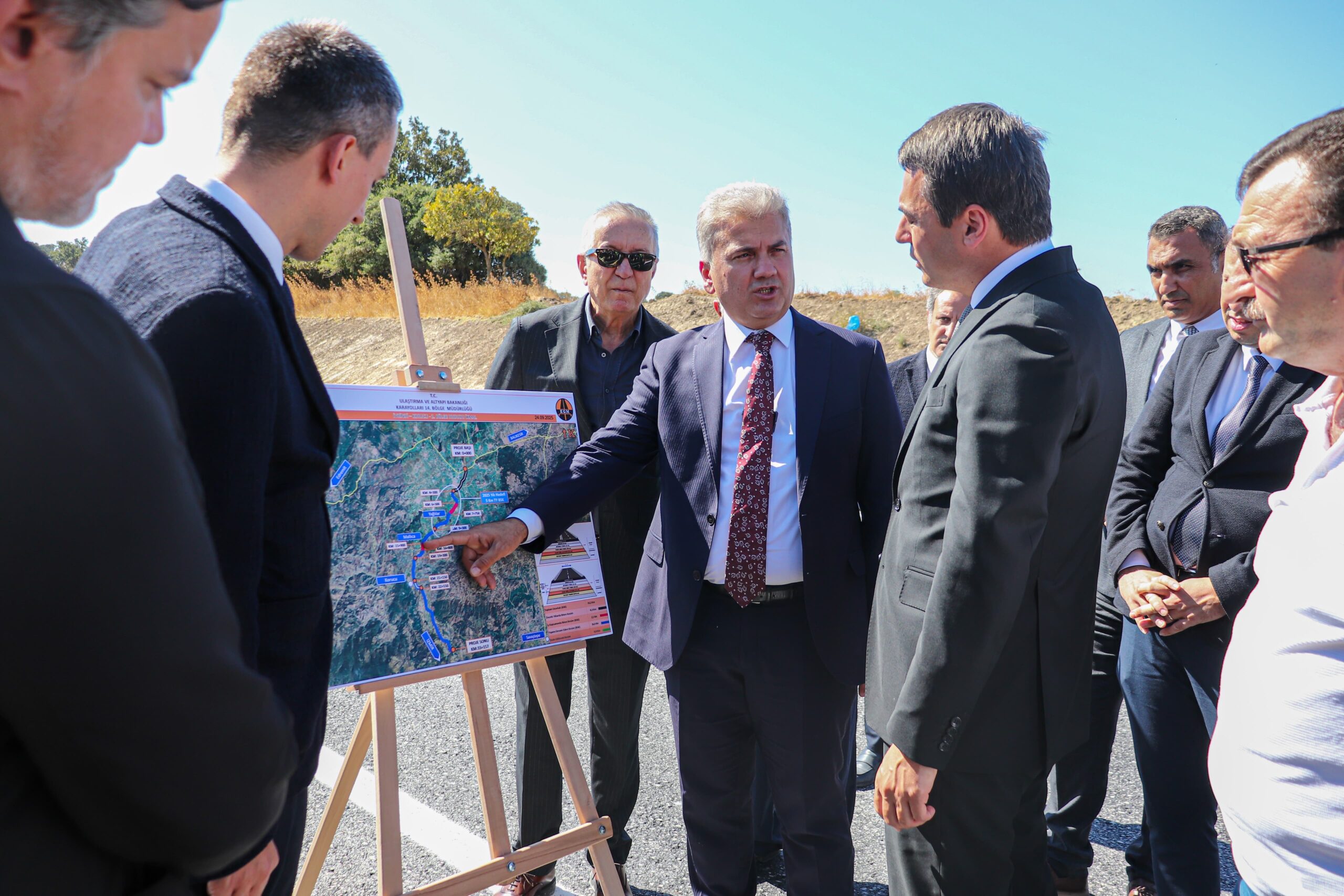 Dr. Mustafa Canbey: “İvrindi – Korucu – Bergama Yolu 2026’da Hizmete Açılıyor”