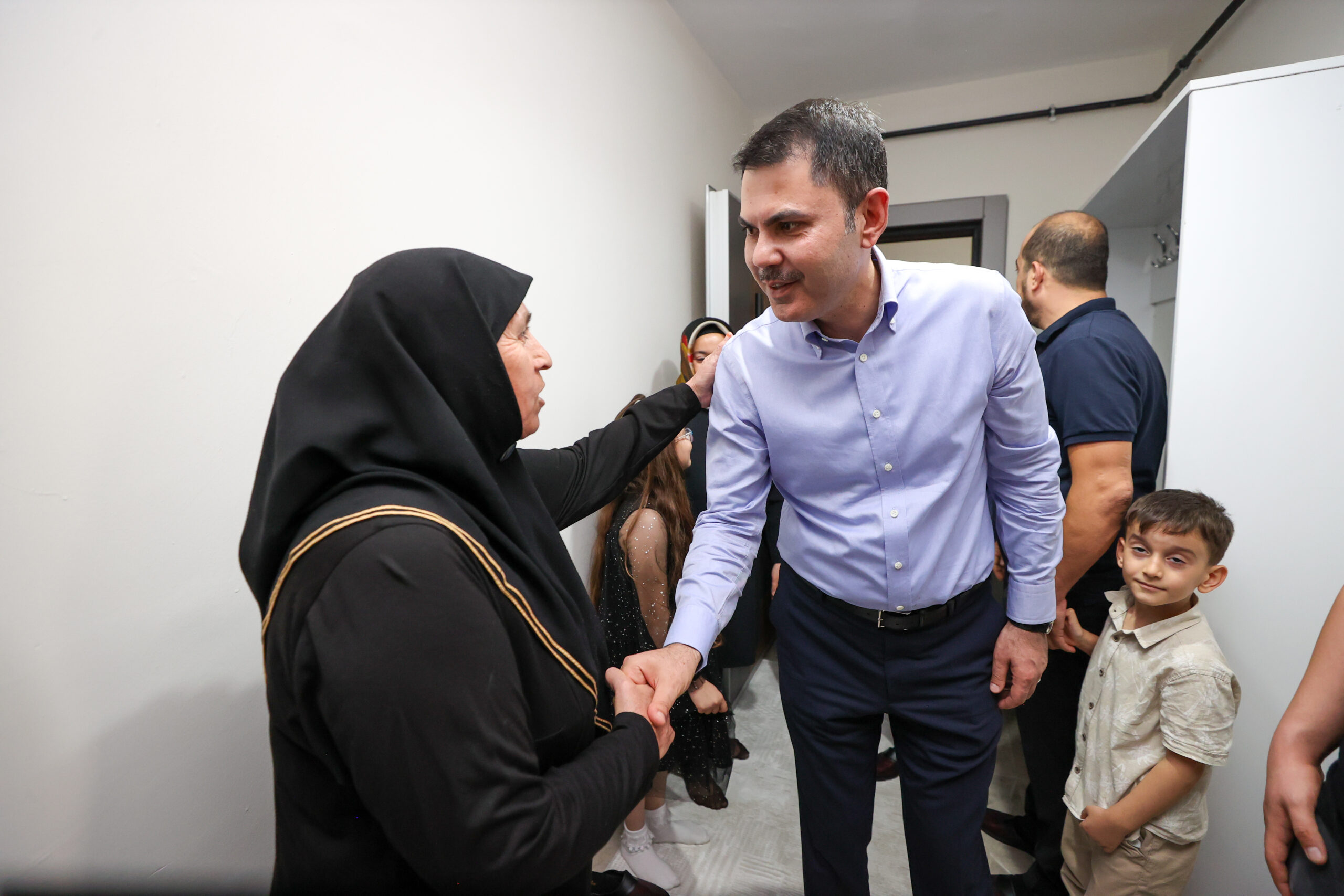 Ahmet Amca Gözyaşlarıyla Teşekkür Etti: “Pazar Günü Anahtarımı Aldım”