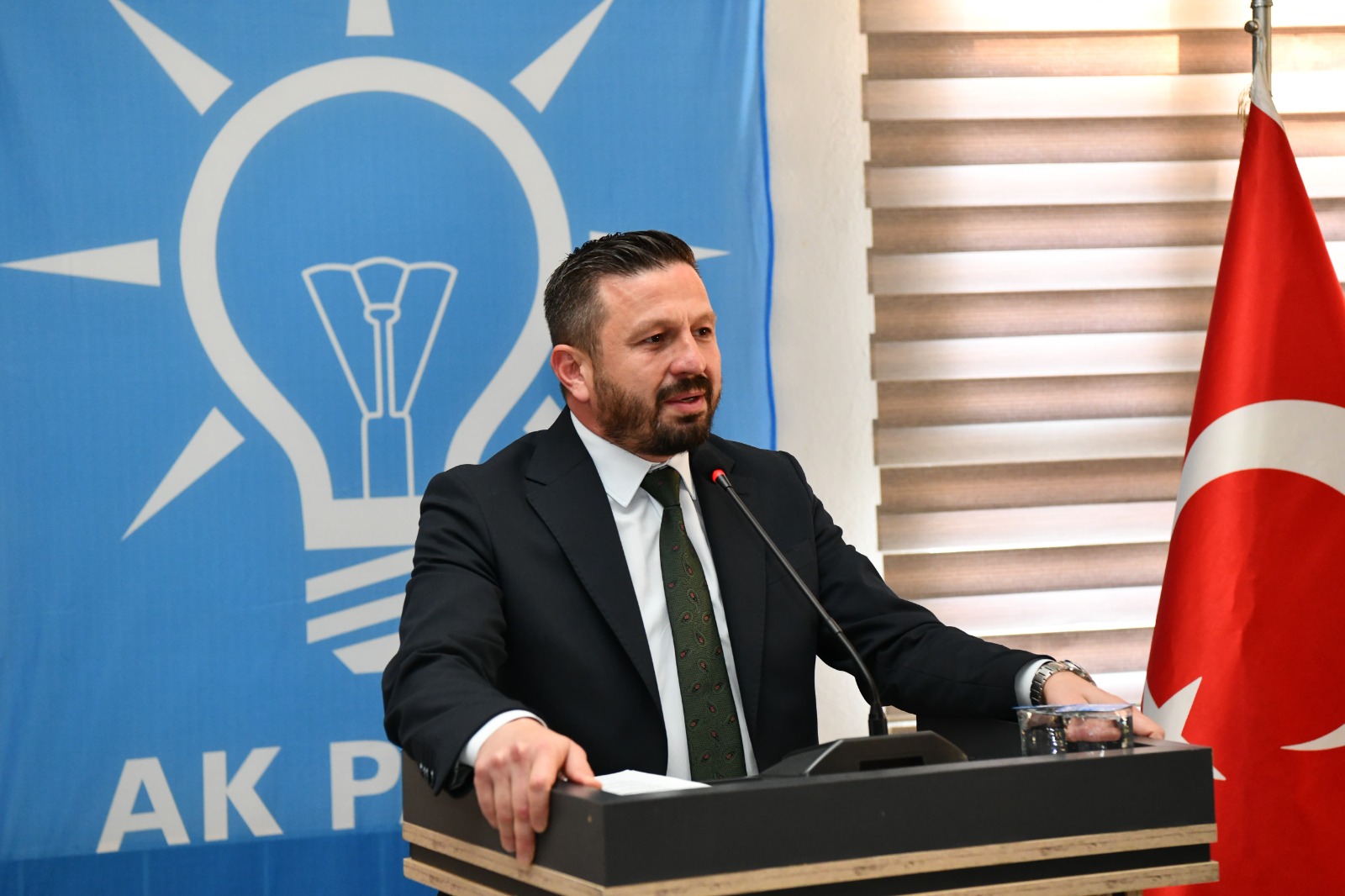 AK Parti İl Başkanı Mehmet Aydemir: Balıkesir’e 72 Yeni Hekim Kadrosu Tahsis Edildi