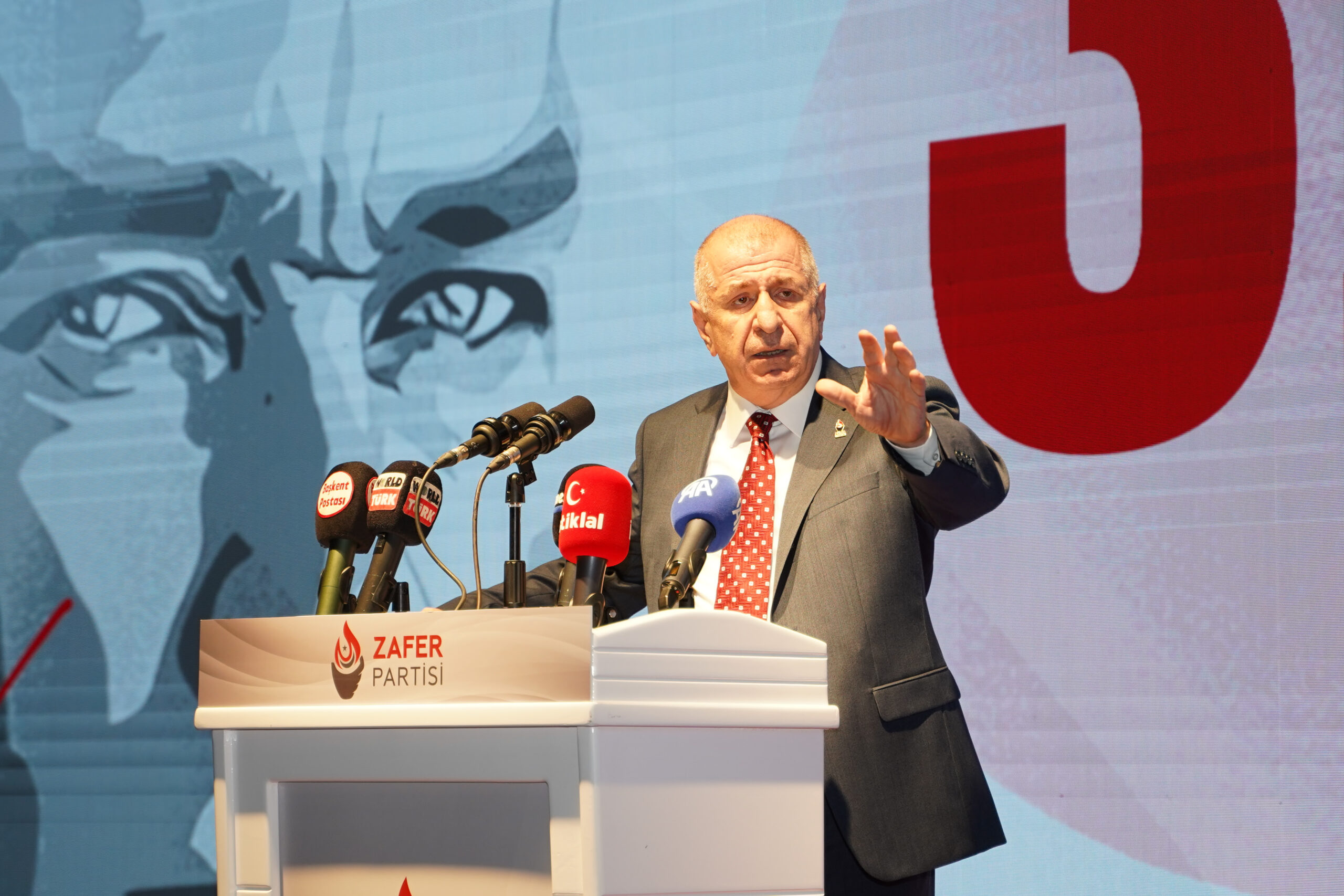 Ümit Özdağ’dan Savunma Alarmı: “S-400’ler Ne Zaman Aktif Edilecek?”