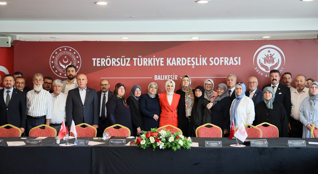 “Devletin Şefkat Eli Balıkesir’in Her Sokağında” – Bakan Göktaş’tan Aile ve Sosyal Hizmetler Vurgusu