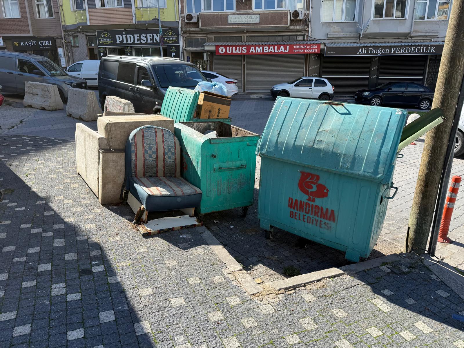 Bandırma Belediyesi Temizlikte Sınıfta Kaldı!