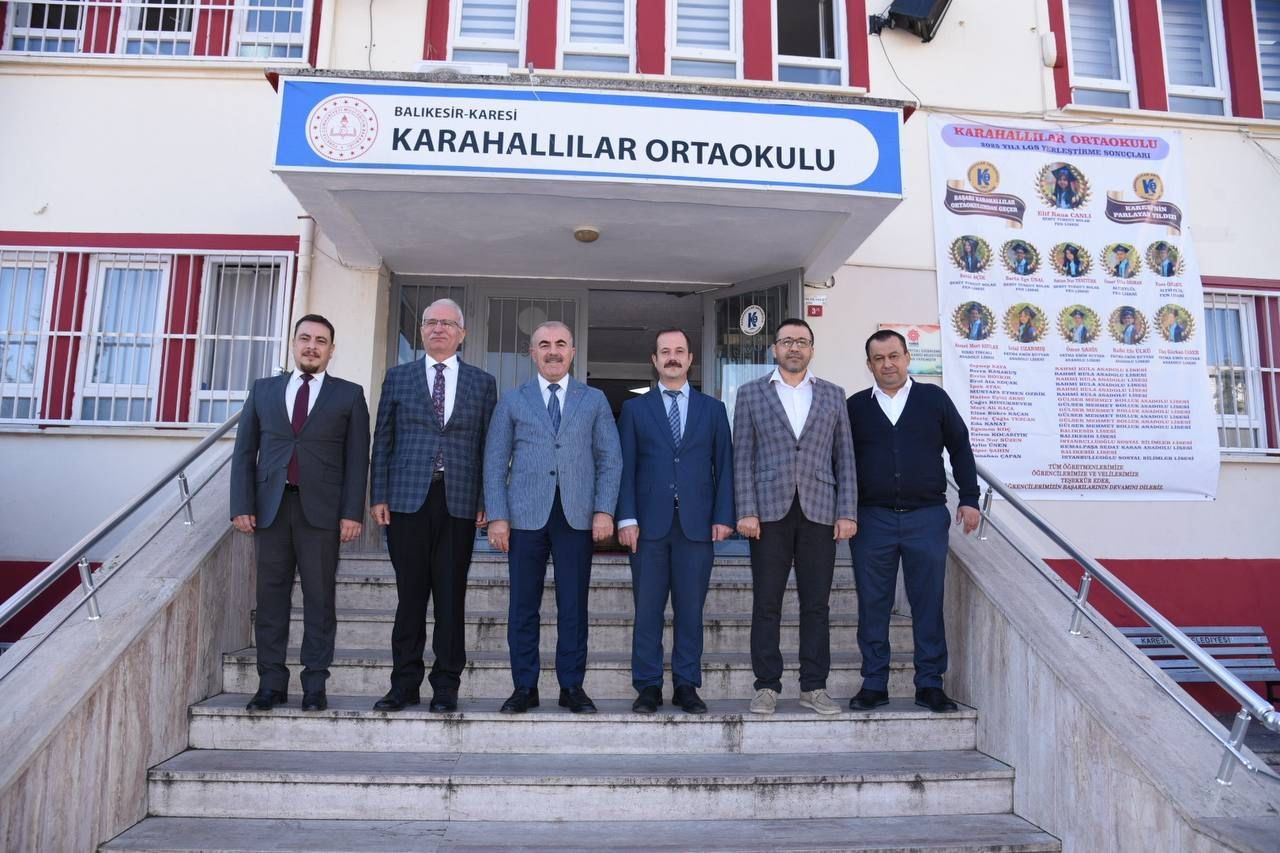 İl Müdürü Murat Demir’den Karesi’de Eğitime Yakın Takip