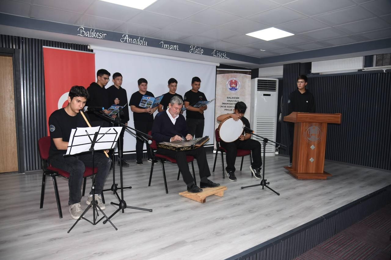 İmam Hatip Okullarının Kuruluş Yıldönümü Balıkesir’de Coşkuyla Kutlandı