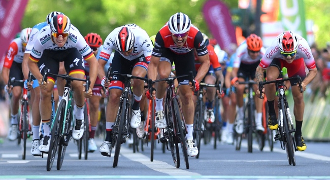 Milli Bisikletçiler Avrupa Şampiyonası İçin Fransa Yolunda