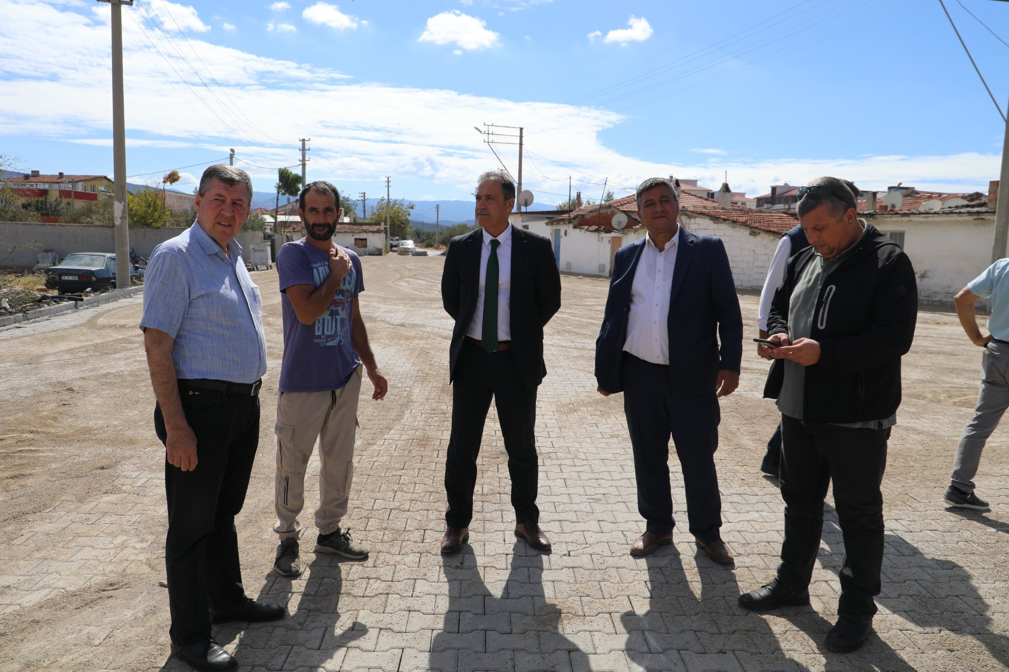 Pazarbaşı Caddesi Yeni Görünümüne Kavuştu