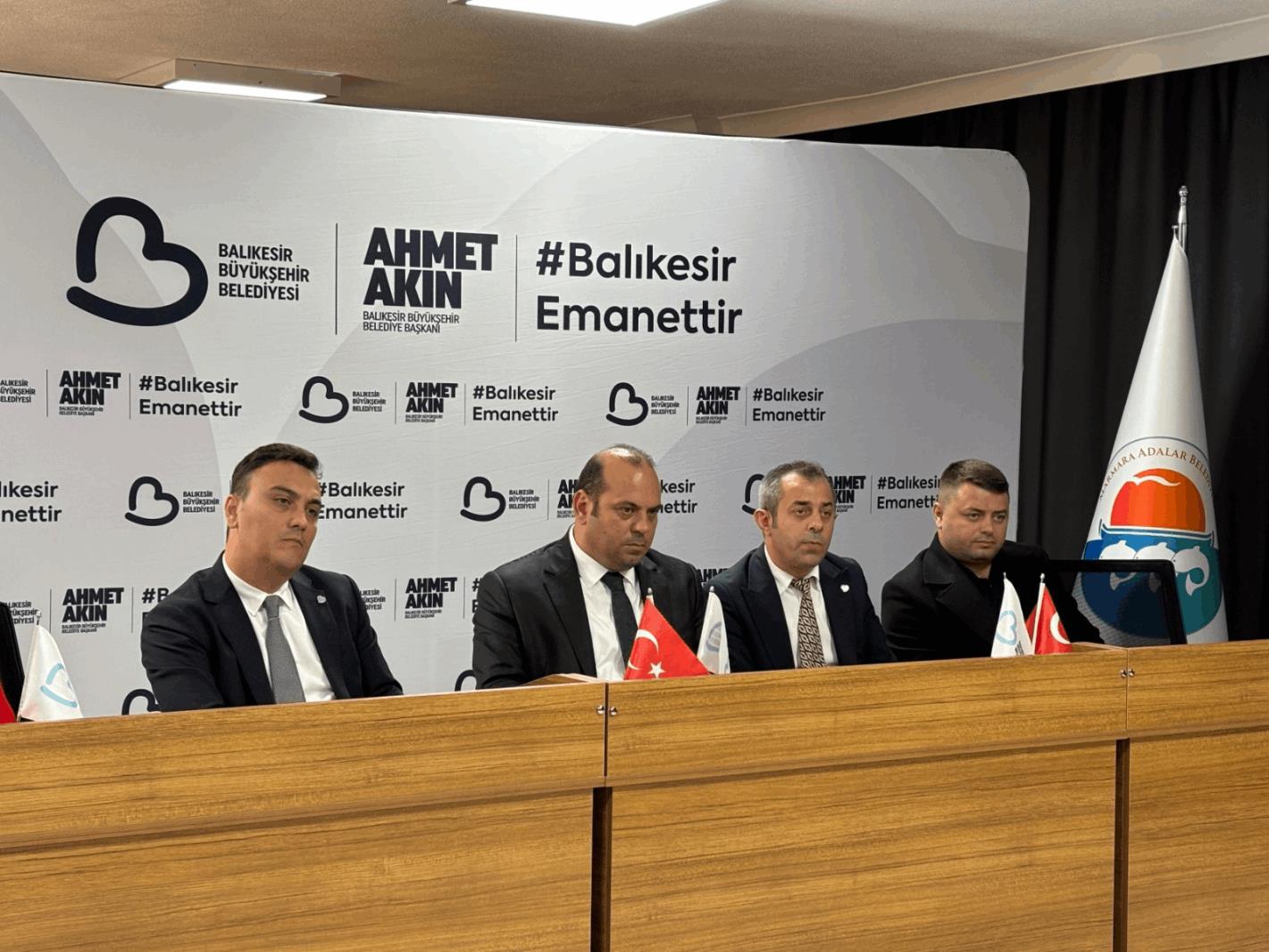 Büyükşehir Marmara Adası’nda Muhtarları Dinledi