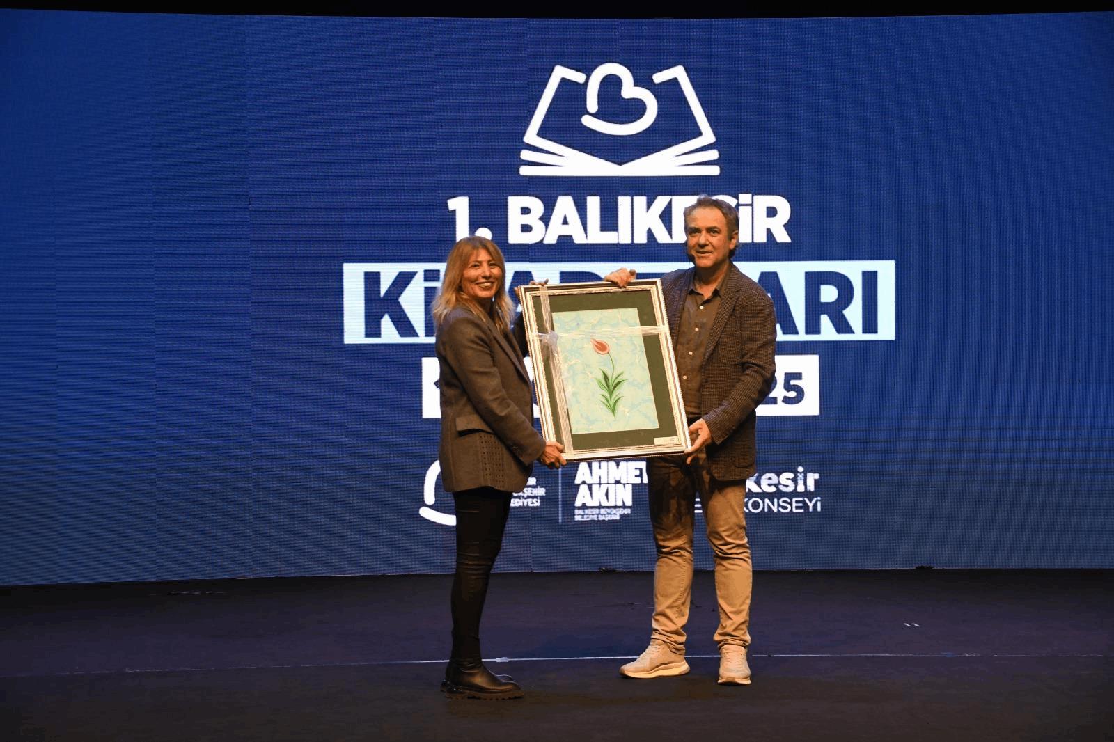 Sinan Meydan, Balıkesir’de ‘Kurtuluştan Kuruluşa Cumhuriyet’i Anlattı