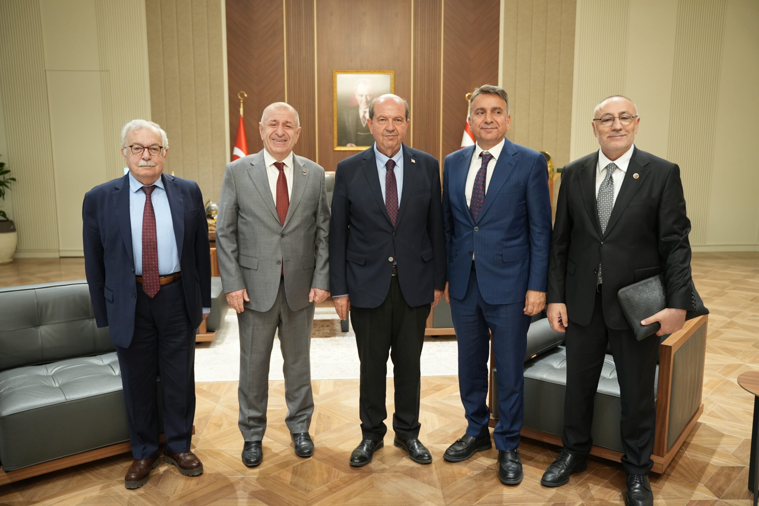 Ümit Özdağ’dan KKTC Cumhurbaşkanı Ersin Tatar’a Ziyaret