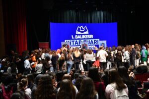 Kitap Fuarı’na ziyaretçi akını