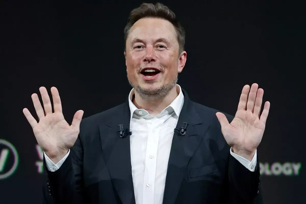 Elon Musk’tan Tarihi Rekor: Serveti 500 Milyar Doları Gördü