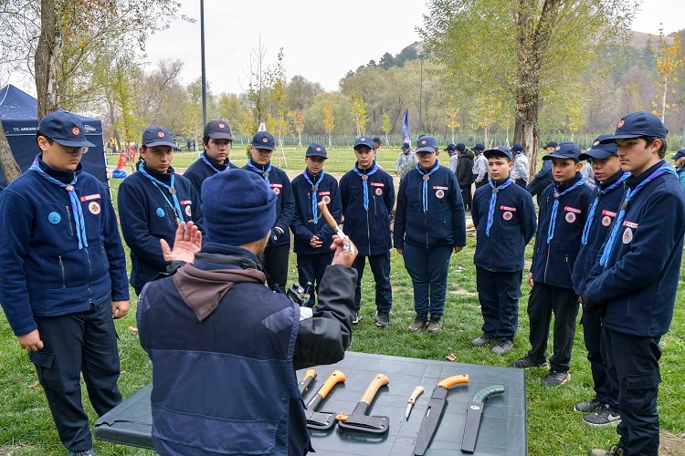 ABB, 200 öğrenciyi İzcilik Kampı’nda buluşturdu