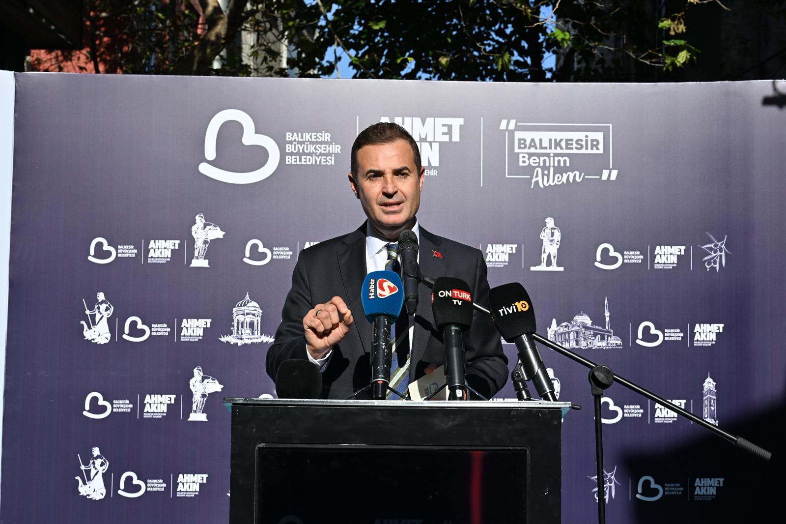 Akın’dan gönüllere dokunan iki açılış