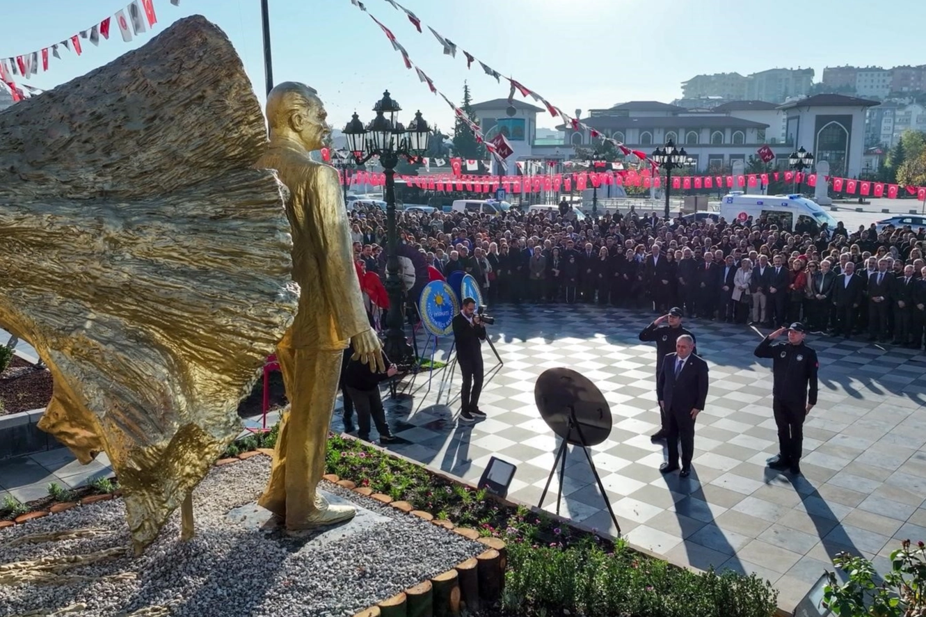 Ankara Keçiören’de Ata’ya özlem