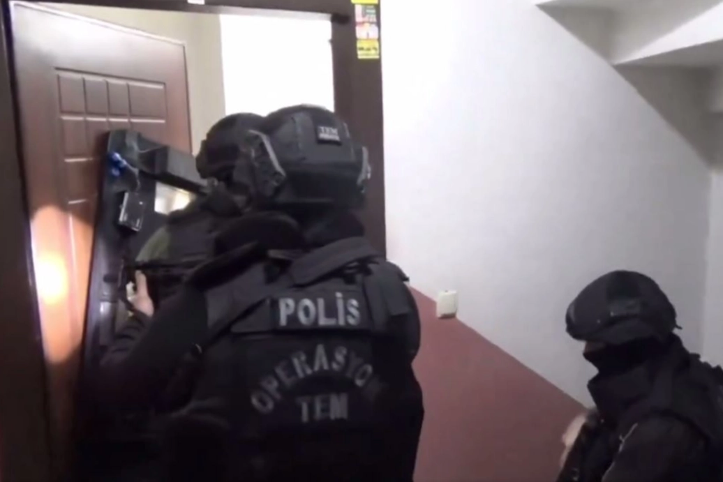 İstanbul’da DEAŞ’a 13 gözaltı!