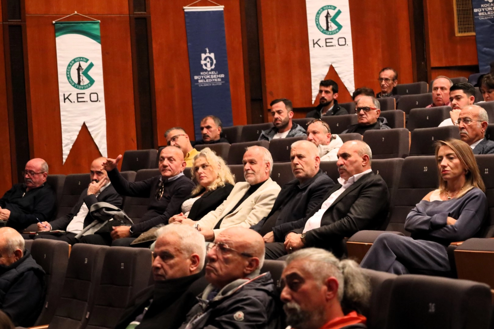 Kocaeli’de 5 bin riskli yapı için dönüşüm başlıyor… Dönüşüm emlakçılara anlatıldı