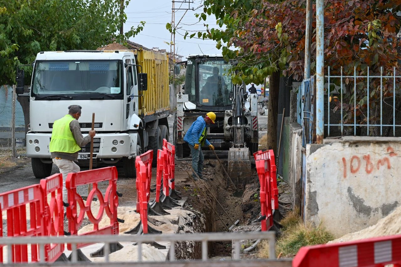 Malatya’nın içme suyu şebekesi yenileniyor