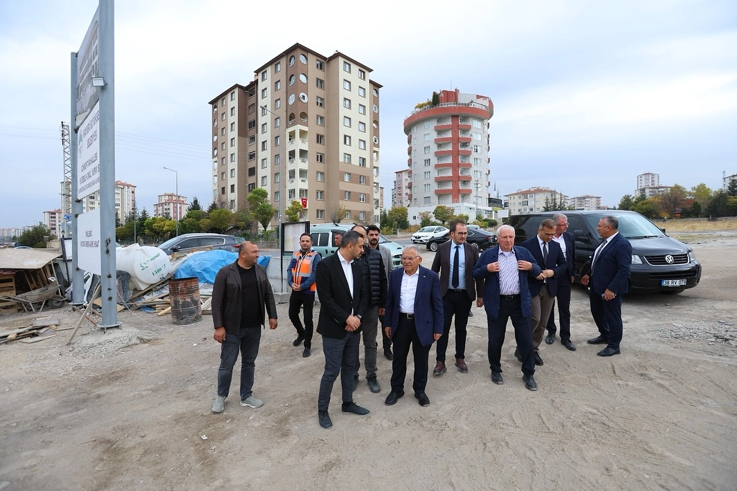 Memduh Büyükkılıç’tan Gökkent’teki okul inşaatına sıkı takip