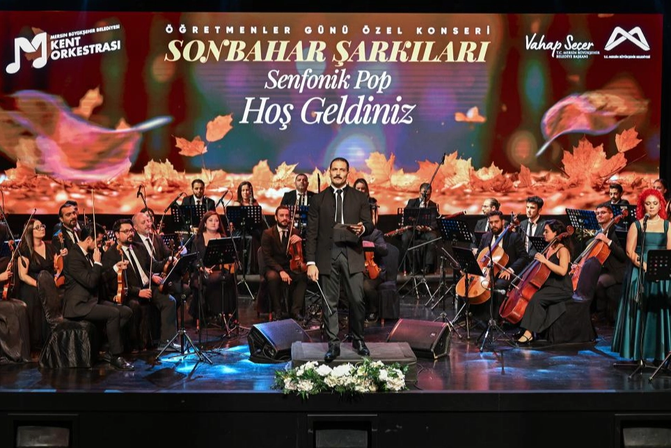 Mersin’de öğretmenlere özel ‘Sonbahar Şarkıları’ konseri