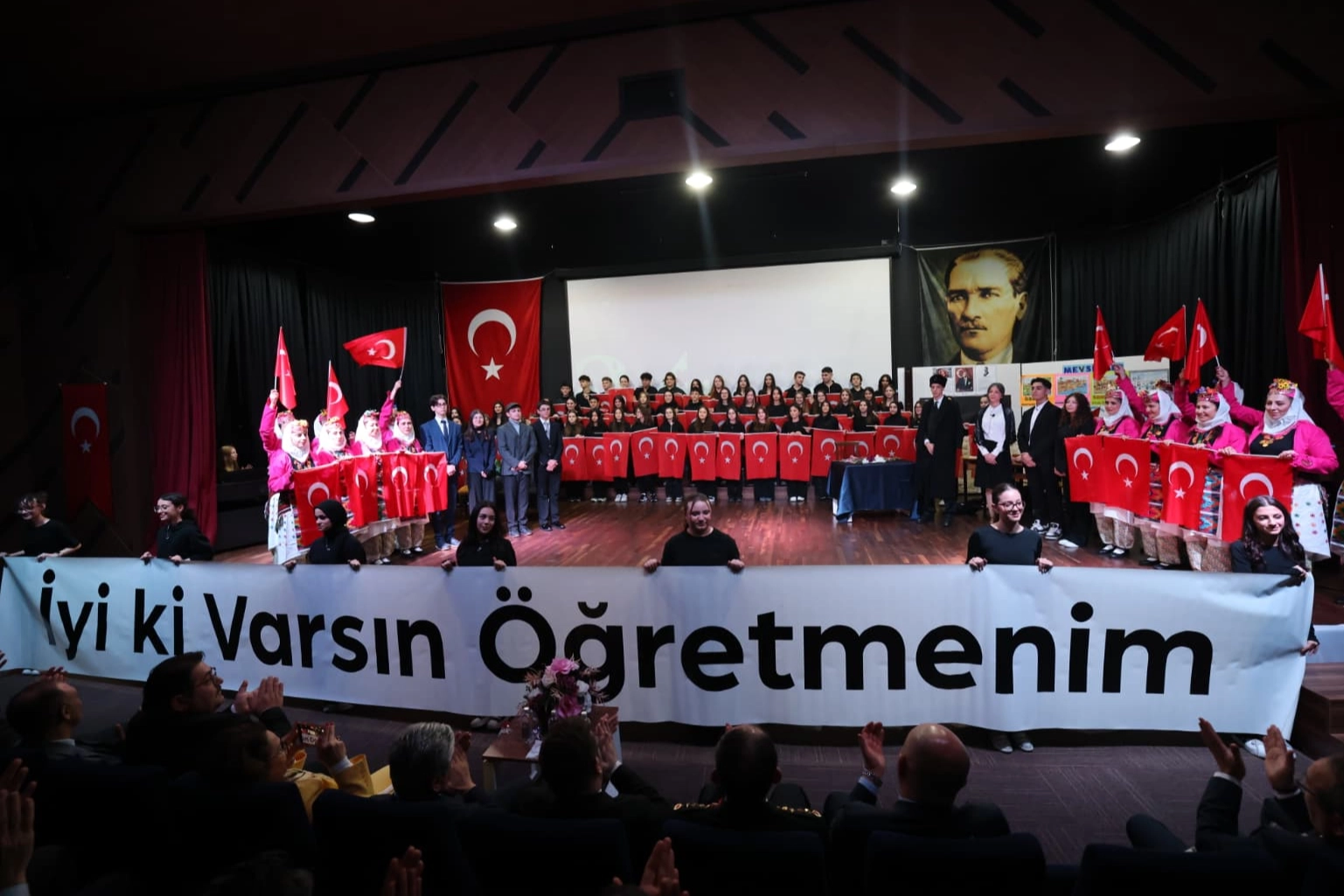 Sakarya’da Öğretmenler Günü etkinliklerine yoğun ilgi