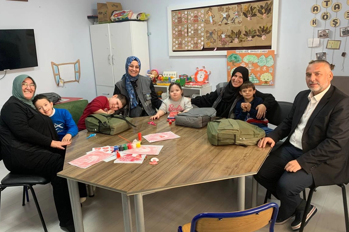 Sakarya Pamukova’da Büyükşehir’den ‘özel’ ziyaret