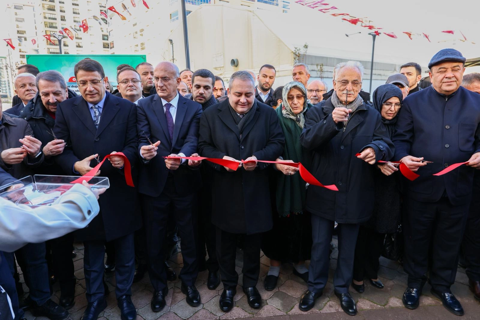 Ankara Keçiören’de Okan Çağan Parkı açıldı