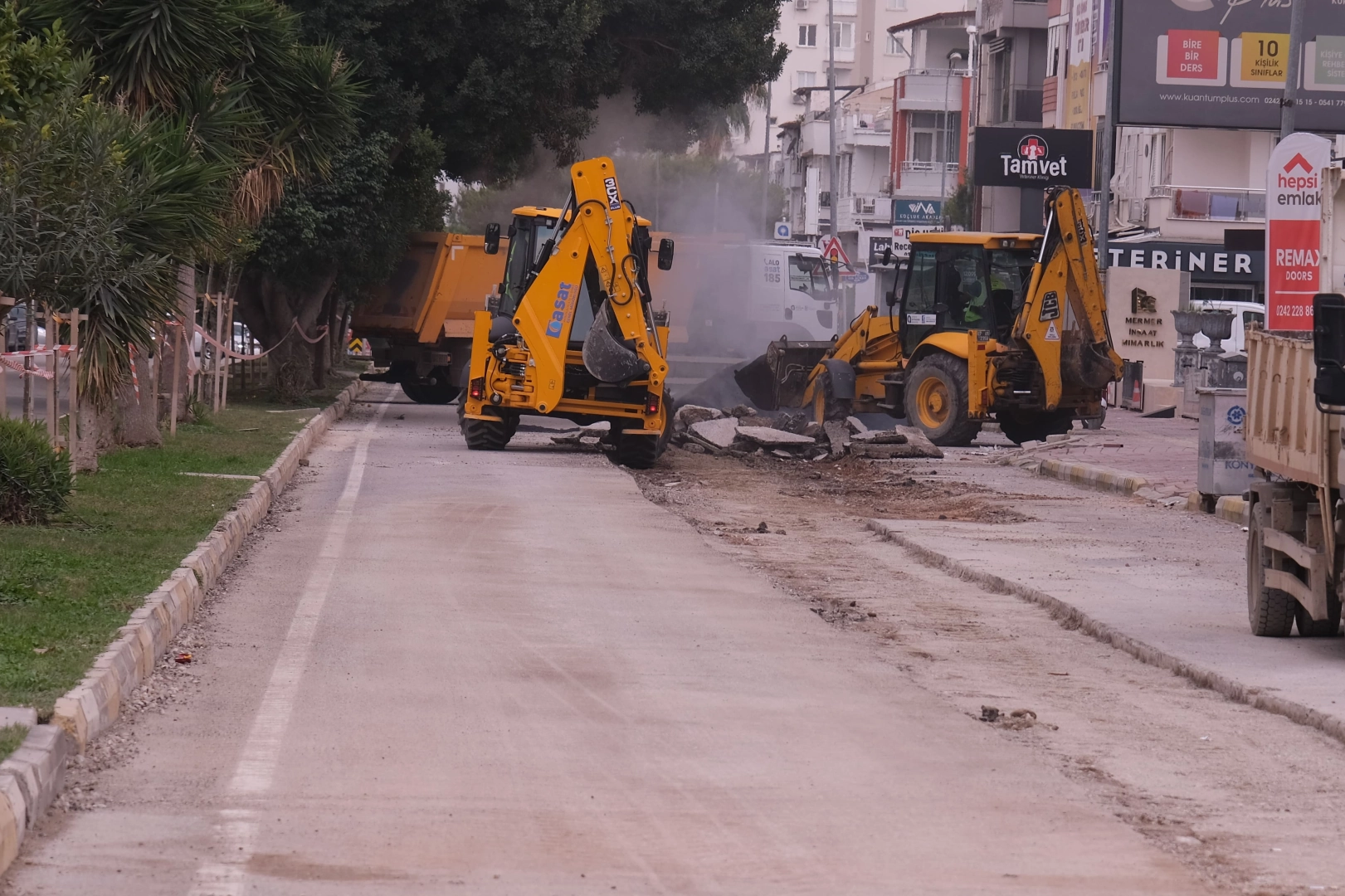 Antalya Büyükşehir, Konyaaltı’nda altyapıyı güçlendirdi