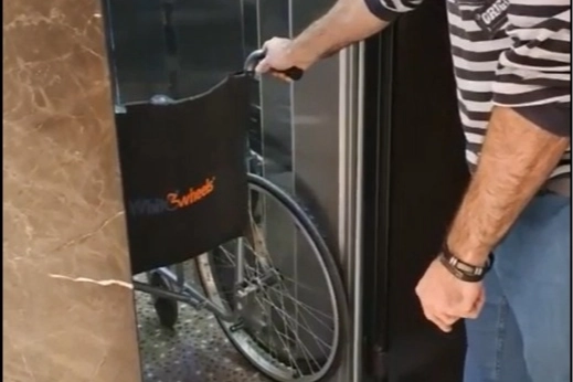 Asansör düzenlemesi engellileri evine kapattı! Uzmanlar yetkililere çağrı yaptı