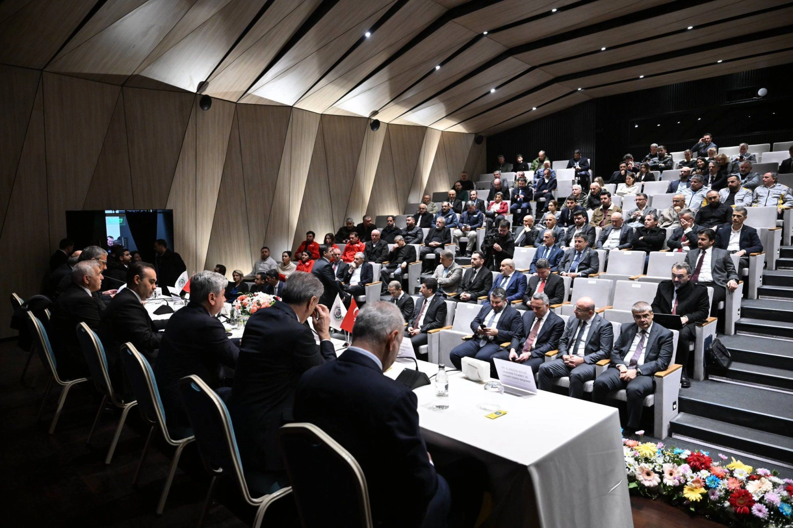 Bakan Kacır’ın Sakarya programına Tever’den teşekkür