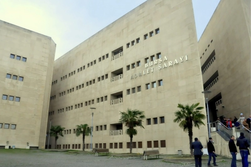 Bursa’da doğum iznindeki öğretmenin re’sen atamasına mahkeme ‘dur’ dedi