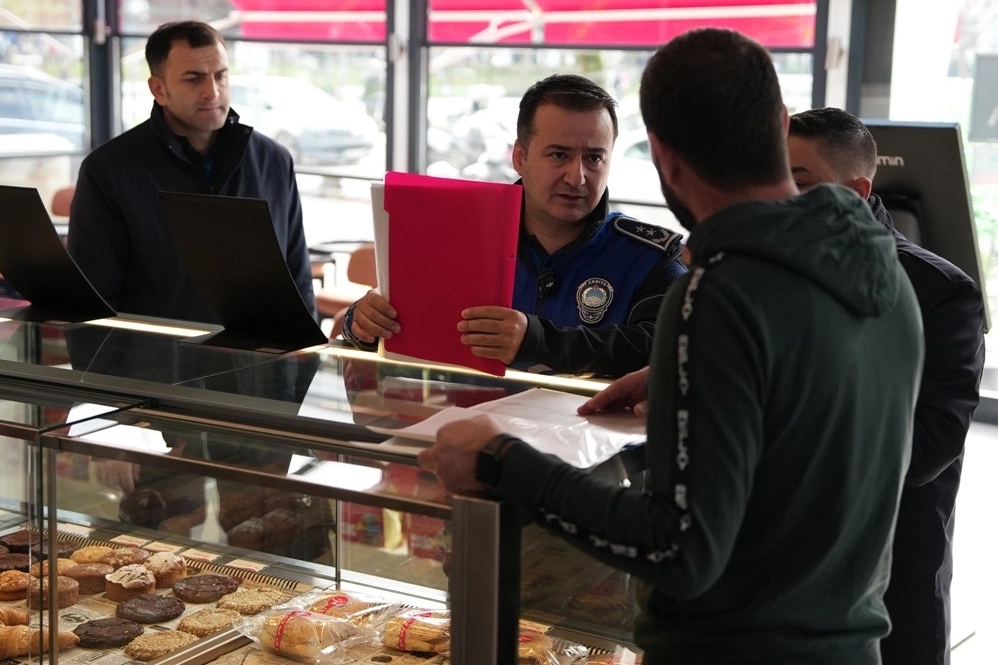 Düzce’de yeni yıl öncesi kafe denetimleri sürüyor